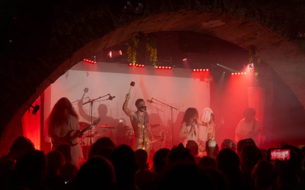 De l'Abîme Naît l'Aube à Martigny